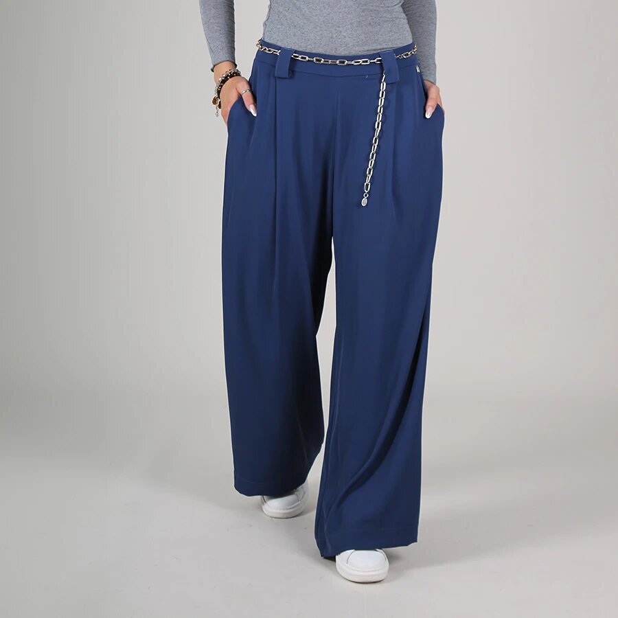 Damenhose mit weitem Bein und hoher Taille