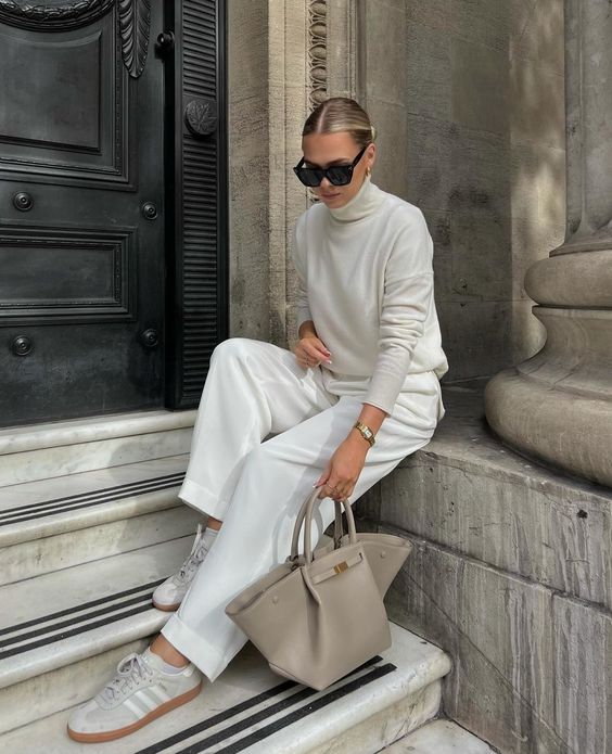 Damen Große Umhängetasche | Goldener Verschluss